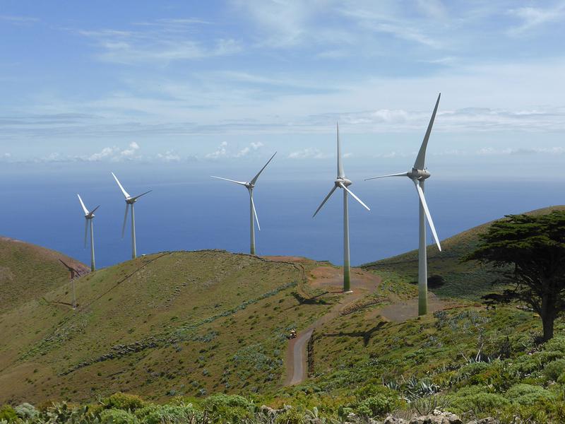 Parque eólico de la isla de El Hierro, Canarias. / Wikipedia.