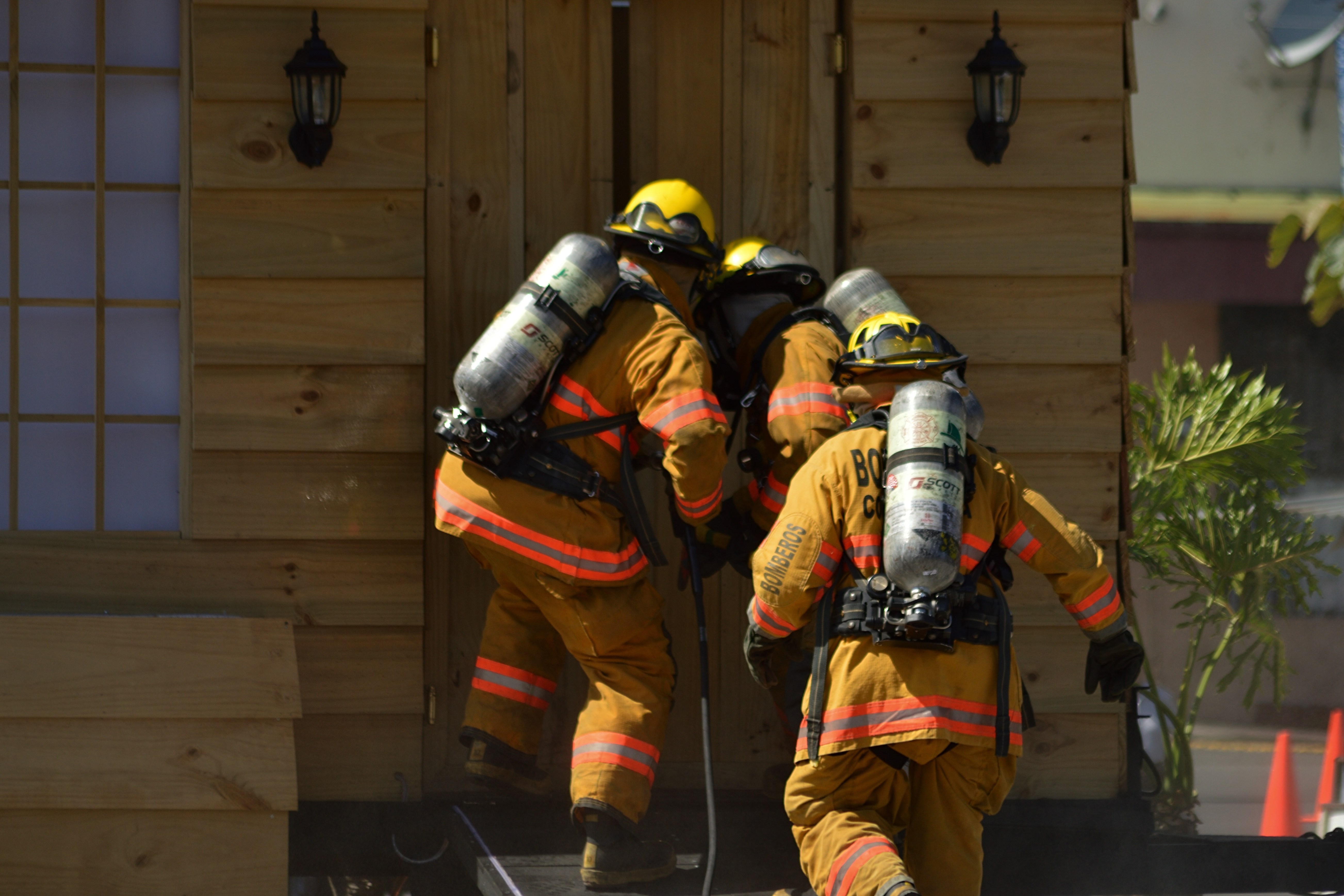 Los Bomberos Dan Más Importancia A Las Posibles Enfermedades O Lesiones ...