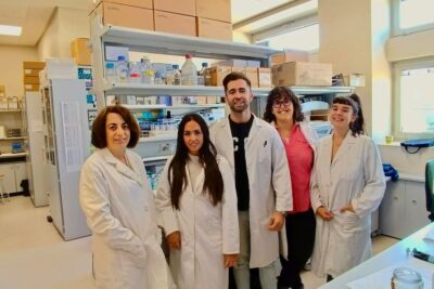 Investigadores del grupo de la doctora Cristina Hernández López de Munain en el Instituto de Parasitología y Biomedicina López Neyra / IPBLN