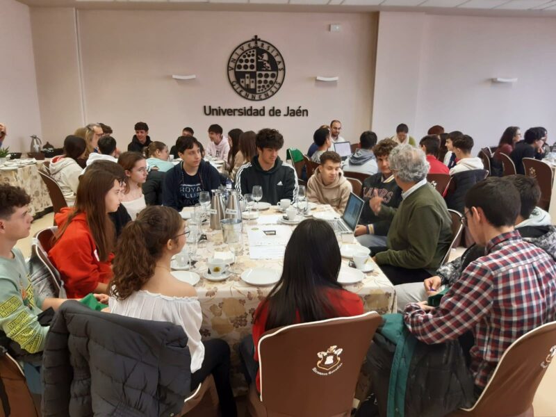'Cafes con Mates' celebrados en el Universidad de Jaén.‘Cafes con Mates’ celebrados en el Universidad de Jaén.